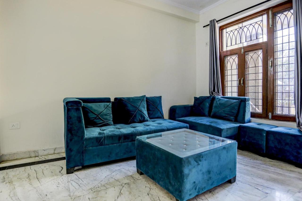 Super Capital O Uk House Residency Hotel Gurgaon Exterior foto
